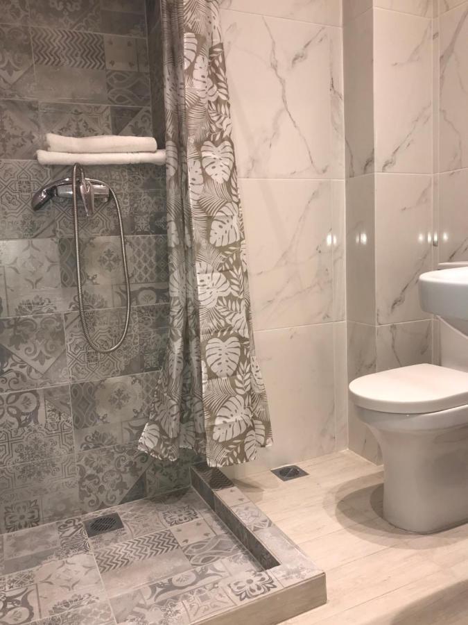 דירות Giorgos' House גיאלובה מראה חיצוני תמונה